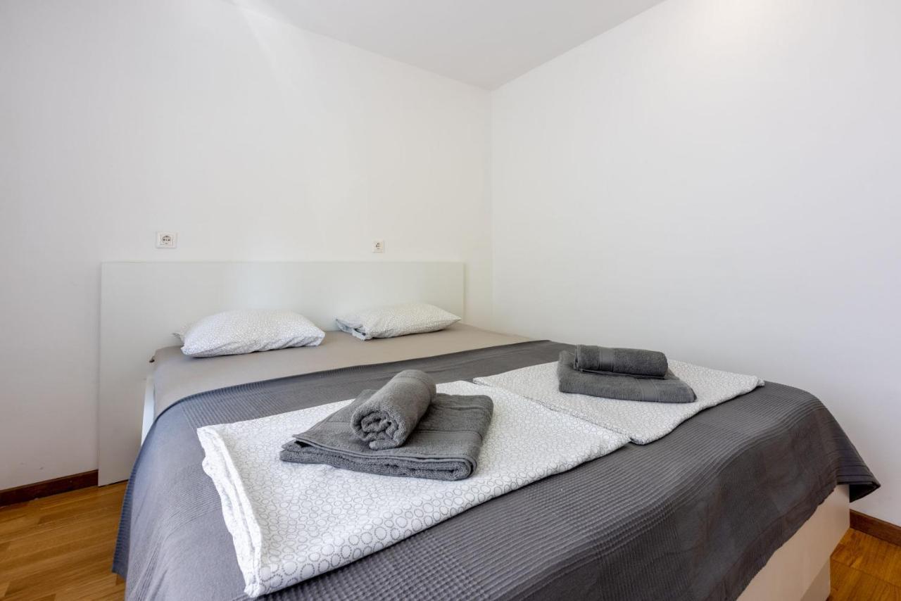Apartment Robert 茨里克韦尼察 外观 照片